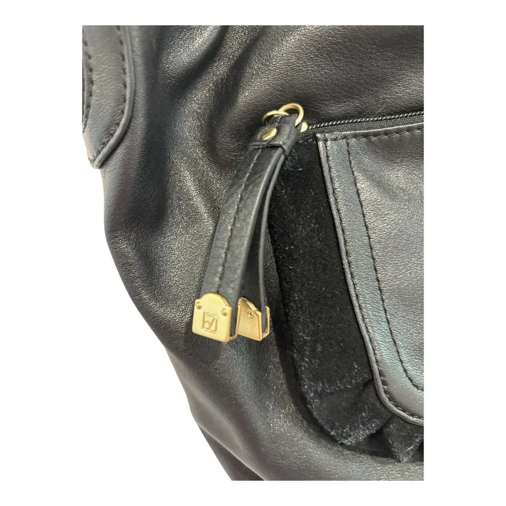 Stone Mountain Hampton‎ Shoulder Crossbody Bag Black Leather Zip Adj Stap Clean